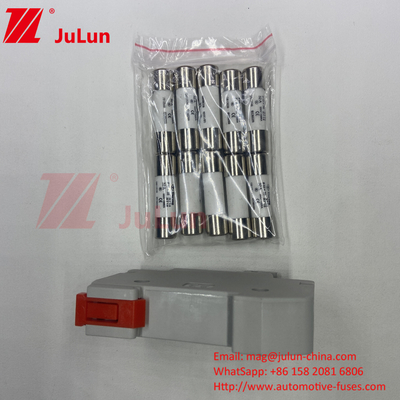 ইনভার্টার 1500VDC 1000VDC 500VDC 10A-63A 30kA এর জন্য সৌর পিভি ফিউজ / ডিন রেল সৌর ফিউজ হোল্ডার