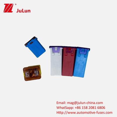 ছোট অটোমোবাইল স্কয়ার ফিউজ 32V 58V ইভি মাঝারি বৈদ্যুতিক গাড়ি ফিউজ ব্লেড টার্মিনাল 58V নামমাত্র ভোল্টেজ ডিসি সহ