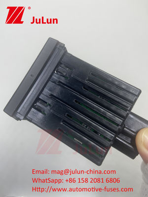 হালকা ফ্লিশিং সুইচ BC45-13A350-AB 24V 12V মেশিনযুক্ত লাল / কালো প্লাস্টিকের পাওয়ারবোট ফায়ারফাইটার সুরক্ষা সুইচ