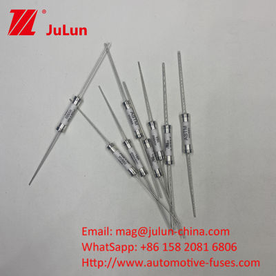 500V এএসটিএম 30A সিরামিক ফিউজস ফিউজ ক্ল্যাম্প সহ 10A-30A বৈদ্যুতিক বর্তমানের জন্য 500VDC রেটযুক্ত