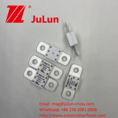 সিরামিক যানবাহন A202001-400A 150VDC ফিউজ বৈদ্যুতিক বৈশিষ্ট্য 1.0In 4 ঘন্টা 3.0In 10s সর্বোচ্চ গর্ত দূরত্ব 39mm