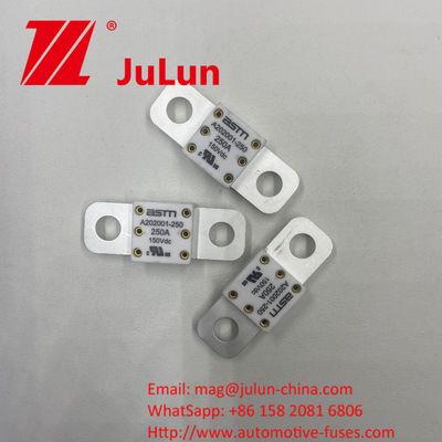 উচ্চ বর্তমান রেটিং সিরামিক A202001-250A 150VDC অটোমোবাইল ফিউজ শর্ট সার্কিট সুরক্ষার জন্য সিরামিক উপাদান সহ ছোট আকারের