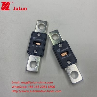 51mm গর্ত দূরত্ব অটোমোটিভ EV320*-5X 225A 70VDC ফিউজ 68*19*10mm 6KA পারফরম্যান্স যানবাহনের জন্য ব্রেকিং ক্ষমতা