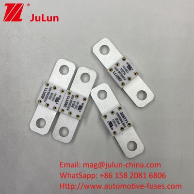 68*17.7*12mm A202008 350A 125VDC EV ফিউজ উচ্চ ভাঙ্গন ক্ষমতা 125Vdc এর নিচে বৈদ্যুতিক গাড়ির পারফরম্যান্স অপ্টিমাইজেশান জন্য