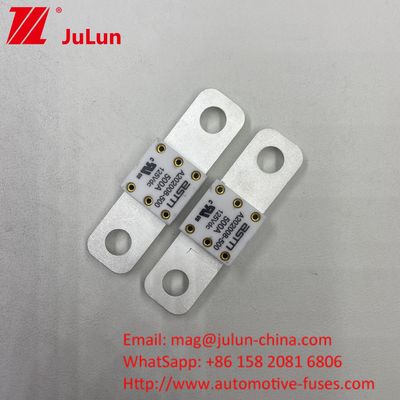 সংক্ষিপ্ত 500A 125VDC সার্কিট সুরক্ষা ব্যাটি ফিউজ ছোট আকার উচ্চ বর্তমান রেটিং দূরত্ব 2 গর্তের মধ্যে 50.8mm