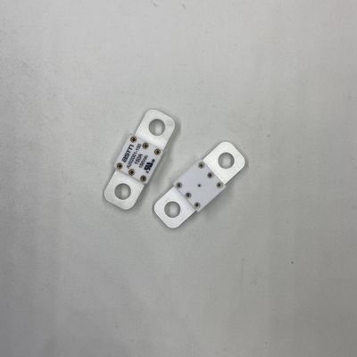 150A 150VDC পাওয়ার রূপান্তর সিরামিক অটোমোটিভ ফিউজ উচ্চ ভাঙ্গন ক্ষমতা 16KA 20KA প্রস্তাবিত সংকীর্ণ টর্ক সঙ্গে 11-13N · m জন্য M8