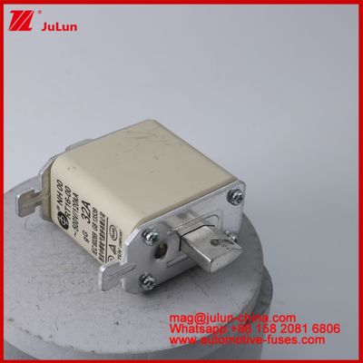 NH00 RT16-00 16A 500V 120KA সিরামিক Anl ফিউজ অটোমোবাইল বোল্ট স্টাড মাউন্ট EV / HEV এর জন্য