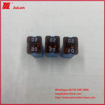 20A 32V টার্মিনাল মহিলা স্কয়ার প্লাগ ইন ব্লেড ফিউজ লিঙ্ক অটো যানবাহন 0495020