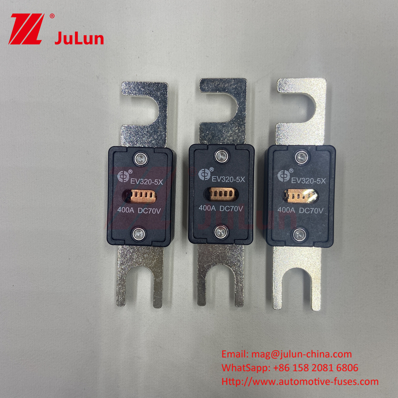 ইভি ইলেকট্রিক যানবাহন ফিউজ বক্সযুক্ত 70VDC নামমাত্র ভোল্টেজ M6 বোল্ট টাইপ 250A EV320-5C