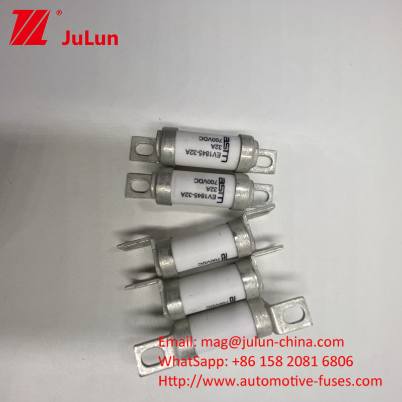 5A 700VDC EV1845 DC 700VDC 5A-150A বৈদ্যুতিক গাড়ির চার্জিংয়ের জন্য মাঝারি ভোল্টেজ বোল্ট ফিউজ