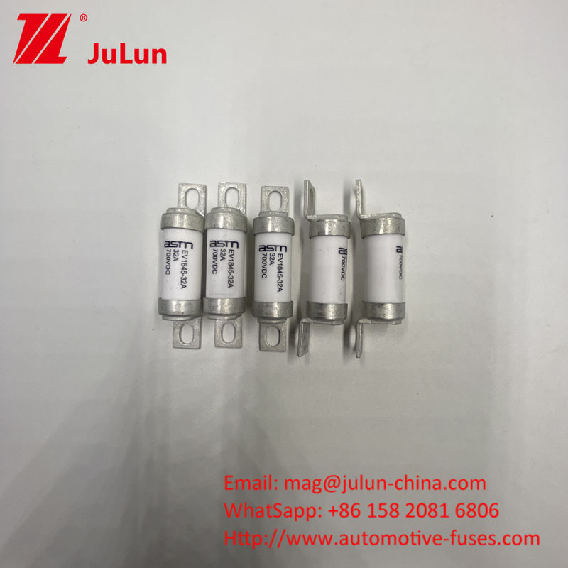 EV1845 25A 700VDC EV HEV ভোল্টেজ 700VDC মিডিয়াম বোল্ট ফিউজ টার্মিনাল