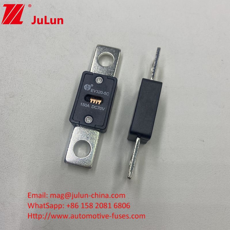 51 মিমি হোল দূরত্ব EV320-5X 125A 70VDC সিরামিক অটোমোটিভ ফিউজস GB/T31465.5-2015 সার্টিফিকেশন এবং 70VDC নামমাত্র ভোল্টেজ সহ