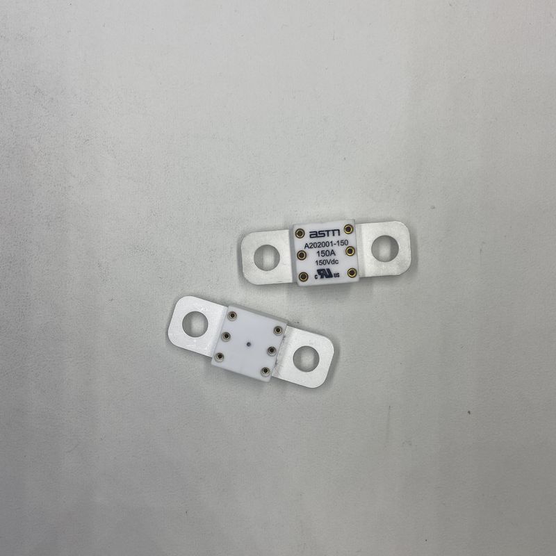 সুরক্ষা 350A 150VDC ছোট আকারের সিরামিক কার ফিউজ উচ্চ বর্তমান রেটিং প্রস্তাবিত সংকীর্ণ টর্ক 11-13N·m
