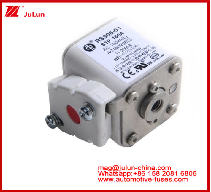RS306-01-S1P160A AC700 ((UL) AR AC690V ((IEC) 200KV স্কয়ার সিরামিক ফিউজ EV বা HEV স্টাড-মাউন্ট ছোট আকার উচ্চ রেটযুক্ত বর্তমান শর্ট সার্কিট সুরক্ষা ব্রেকিং ক্ষমতা