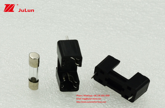PTF-15 PCB মাউন্টিং ফিউজ হোল্ডার 5X20 ব্ল্যাক সার্কিট বোর্ড ফিউজ 10A 250V