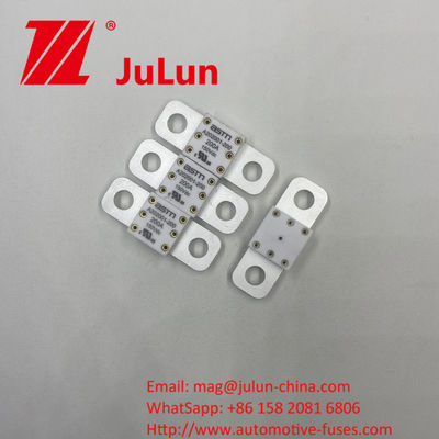 সিরামিক যানবাহন A202001-400A 150VDC ফিউজ বৈদ্যুতিক বৈশিষ্ট্য 1.0In 4 ঘন্টা 3.0In 10s সর্বোচ্চ গর্ত দূরত্ব 39mm