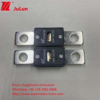 অটোমোটিভ ব্লেড ফিউজ EV320-3X-150A 70VDC বোল্ট এম 8 ইনস্টলেশন মোড