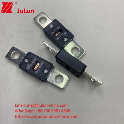 70VDC EV320-C মিনি ব্লেড ফিউজ 500A ভোল্টেজ রেটিং 51mm গর্ত দূরত্ব