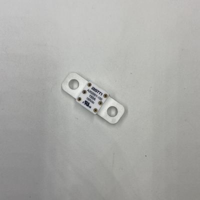 150A 150VDC পাওয়ার রূপান্তর সিরামিক অটোমোটিভ ফিউজ উচ্চ ভাঙ্গন ক্ষমতা 16KA 20KA প্রস্তাবিত সংকীর্ণ টর্ক সঙ্গে 11-13N · m জন্য M8