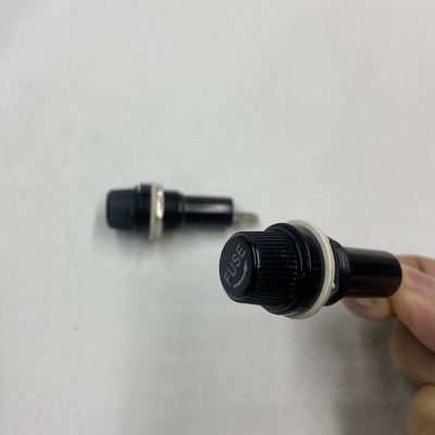 ইনস্টলেশন 6 * 30mm প্যানেল মাউন্ট ফিউজ ধারক বৈদ্যুতিক জন্য সরঞ্জাম