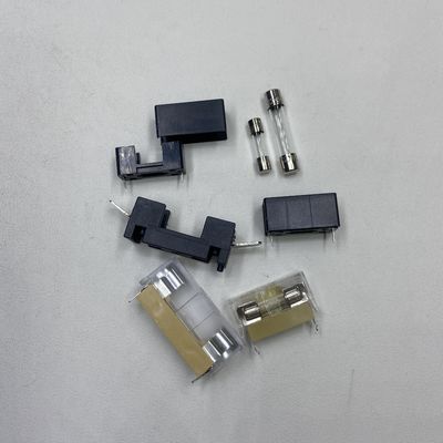 6*30 মিমি 5*20 মিমি প্যানেল মাউন্ট কালো 25A 250V গ্লাস ফিউজ ধারক